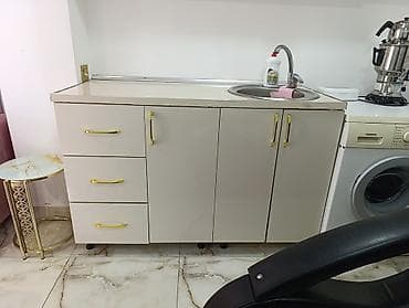 Mebel salon üçün hazirlanib desmal və boyalar üçün istifadə edilib