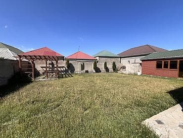 ev: Binəqədi qəs. 4 otaqlı, 130 kv. m, Yeni təmirli — 4