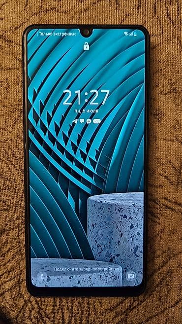 telefon a 32: Samsung Galaxy A31, 64 GB, rəng - Göy, Barmaq izi, Sensor, İki sim kartlı — 3