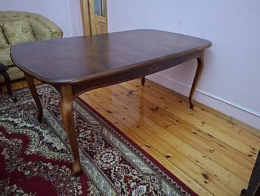 Qonaq otağı üçün, Açılan, Oval masa