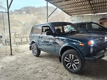 lada niva cadır: VAZ (LADA) 4x4 Niva: 1.7 l | 2015 il 14600 km Ofrouder/SUV — 6