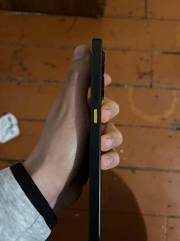 a24 kabro: Poco X7 Pro, 256 GB, Sensor — 3