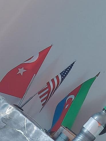 Masaüstü bayraq dəsti - 3 ədəd mini bayraq: Türkiyə, ABŞ və — 1