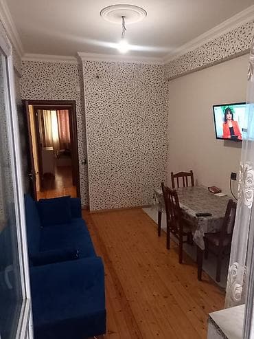 şeki: Satilir, oz emlakimdir, kupcasi var, 77 mindir qiymeti, real aliciya — 1