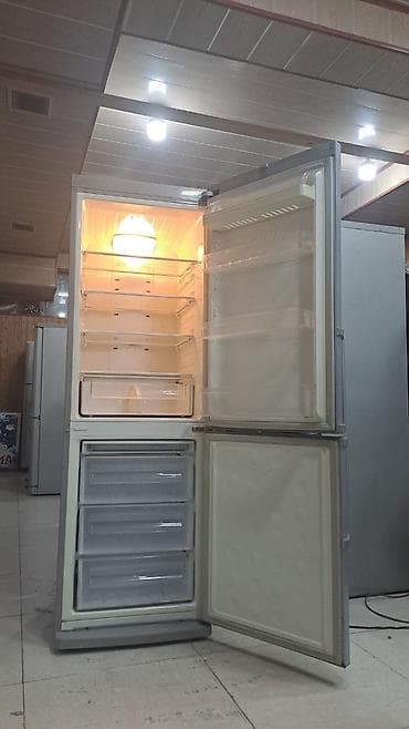 Mətbəx texnikası: 2 qapılı Samsung Soyuducu Satılır, rəng - Gümüşü — 2
