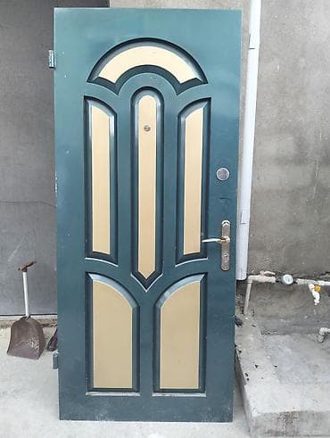seyfi qapi: Dəmir giriş qapısı - Material: metal/dəmir konstruksiya, iki rəngli — 3