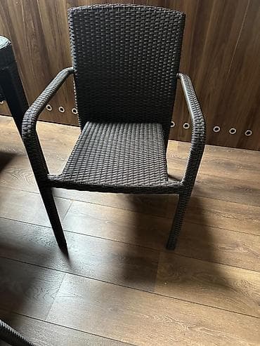 masaustu dest: Balkon üçün, İşlənmiş, Açılmayan, Dördbucaq masa, 8 stul — 2