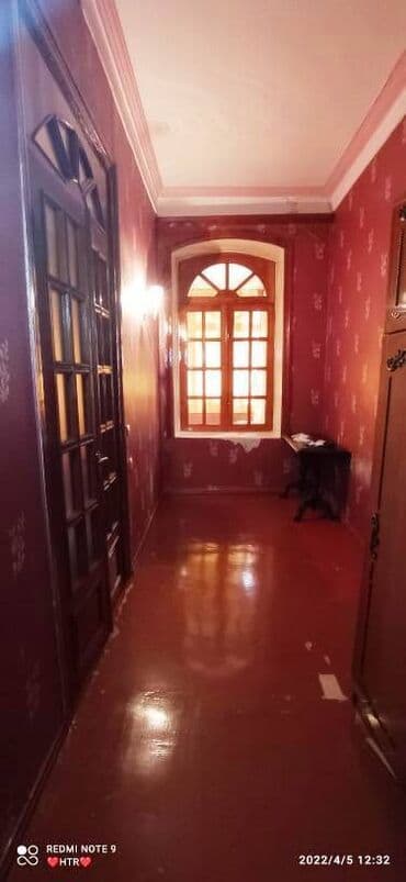 qubada kirayə evler: Nərmanovda Ə.Əlizadə küçəsi Yaşıl bazarın yanı 3 mərtəbəli binanın — 9