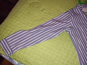 Zolaqlı qadın köynəyi L/Xl ölcuye gedir - Rəng: boz-bənövşəyi fonda — 2