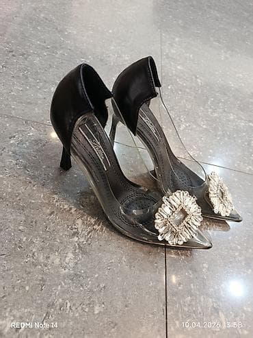 ayaggabı: Ölçü: 35, Yeni — 1