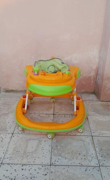 Əlil arabaları: Uşaq gəzdirəni (yürüteç) - Rəng: narıncı-yaşıl - Konstruksiya — 2