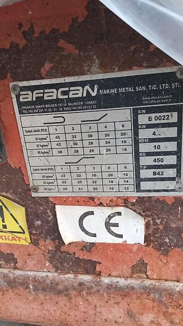 Afacan B42 armatür kəsmə maşını Texniki göstəricilər: - Model: Afacan — 1