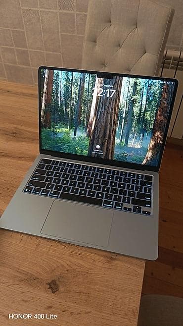 Apple MacBook (gümüşü rəng) – 13/14 düymlük kompakt, yüngül noutbuk — 3