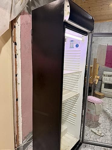 vitrin soyducusu: Ticarət vitrin soyuducusu - Şüşə qapılı, dik tip (single-door) vitrin — 2