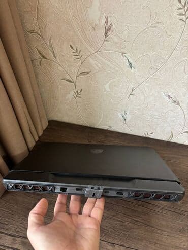 Yeni MSI, 16 ", Intel Core i9, 1 TB — 13