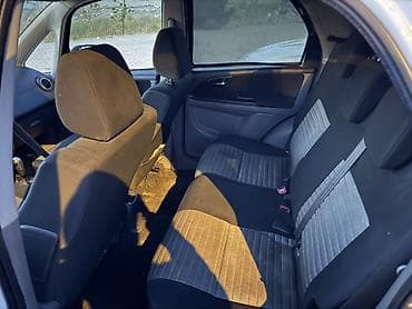 camry 70: Suzuki SX4: 1.6 l | 173000 km Hetçbek — 8