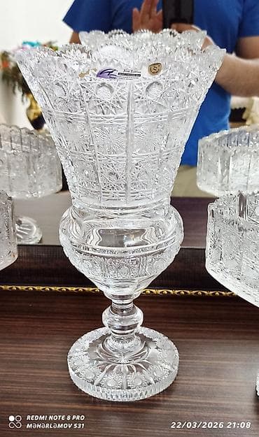 parnik satilir: Xrustal dəst gülqabı aleşindi 250 manat meyvə qabları 30 sm — 6