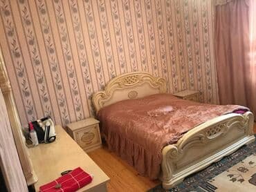 qaracuxurda ev: 10 kv. m, 3 otaqlı — 4