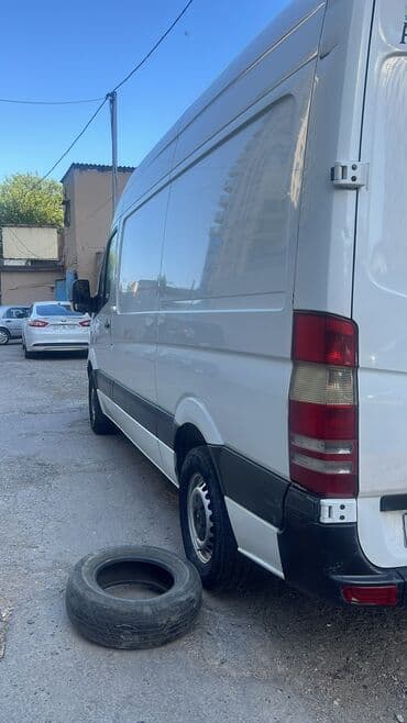 w202 ön şüşə: Mercedes-Benz Sprinter: 2.2 l | 2008 il Van/Minivan — 4