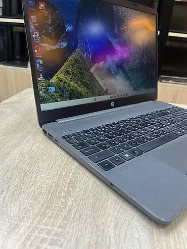 p30 pro: İşlənmiş HP Pavilion, 15.6 ", Intel Core i3, 256 GB, Ödənişli çatdırılma — 2