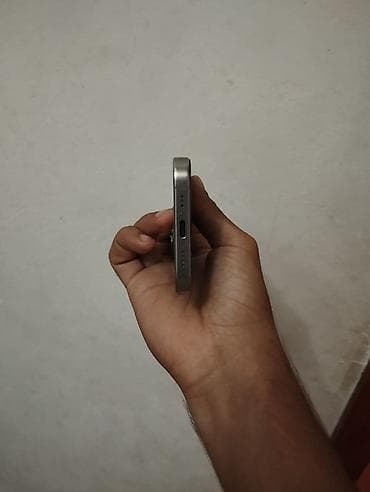 vozol 6 k: IPhone 15 Pro, 256 GB, Natural Titanium, Face ID — 5