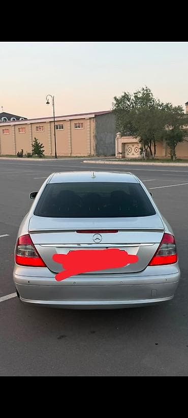 daewoo nexia nece masindir: Mercedes-Benz E 220: 2.2 l | 2008 il Sedan — 4