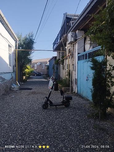 Elektrik nəqliyyatı: Yeni Elektrik samokat 10", ≤ 250 Vt, > 45 km/s, Ödənişli çatdırılma — 5