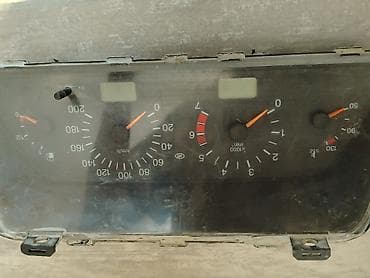 avto kandisaner: Avtomobil üçün analoq cihazlar paneli (kombinasiya paneli) - — 2