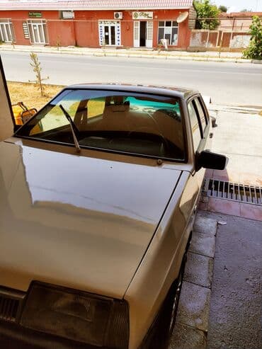 xanımlar ucun maşınlar: VAZ (LADA) 21099: 1.5 l | 1996 il 383000 km Sedan — 6