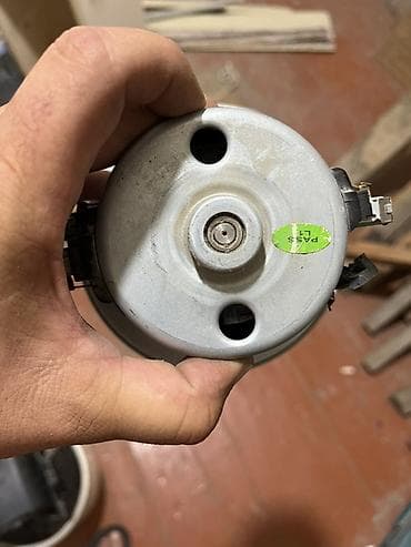 motor satisi: Tozsoran üçün motor satılır. Şəkillərdə görünən məhsul tozsoran — 3
