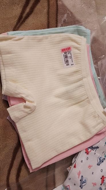 mama sandalyesi: Uşaq qız şortik/alt paltarı dəsti - Brend: ADN Kids (etiketdə qeyd — 1