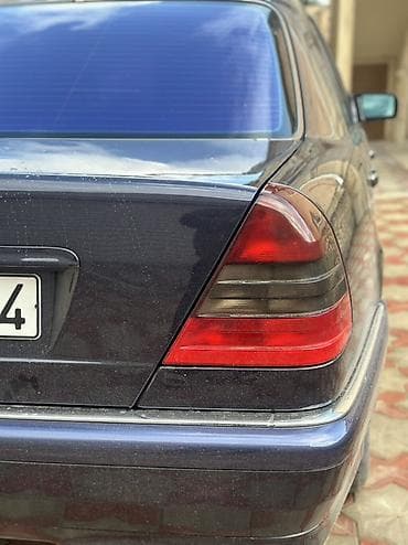 qazel ehtiyat hisseleri satisi: Mercedes-Benz C 200: 2 l | Sedan — 3