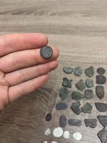 pul satışı: Kolleksiya sikkə pullar.Tək tək satılmır.Hamısı bir yerdə 550azn.Real — 2