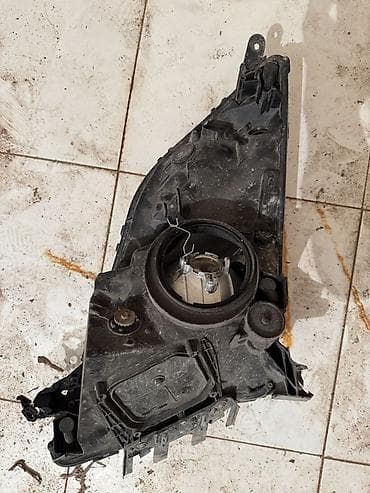 prius farasi: Sağ, Yaxın və uzaq vuran işıqlar Toyota, Orijinal — 2