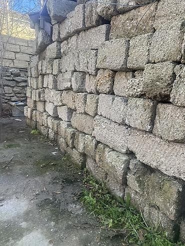 travertin daşları: İşlenmemiş teze daşlardir.tecili satilir .13 qepiy — 2