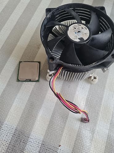 Intel Pentium 586 prosessor + orijinal soyuducu (ventilyator +