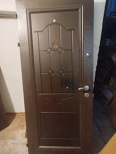 Seyf qapi 220/90sm 250azn Ecemi 0535 leli Metall giriş qapısı -