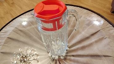 Rəng - Qırmızı, Şüşə — 1