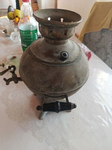 Klassik kömürlü samovar - Material: metal/kərpic qarışığı gövdə — 1