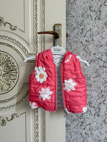 детские вязаные безрукавки: Жилетки — 1