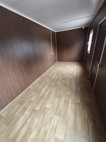 аренда контейнера на ортосайском рынке: Metal karkaslı mobil konteyner otaq - Ölçü: 6 m uzunluq, 2,4 m en — 4