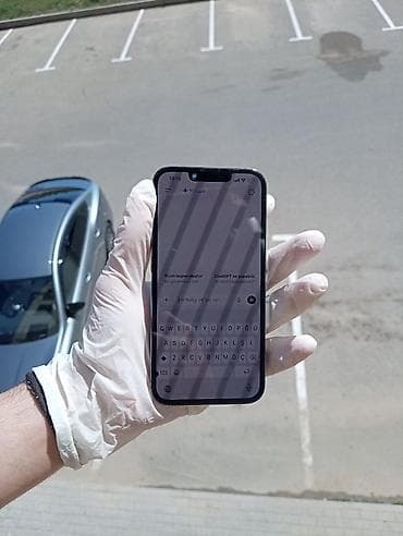 aple 13: IPhone 13 Pro, Yaşıl, Face ID — 3