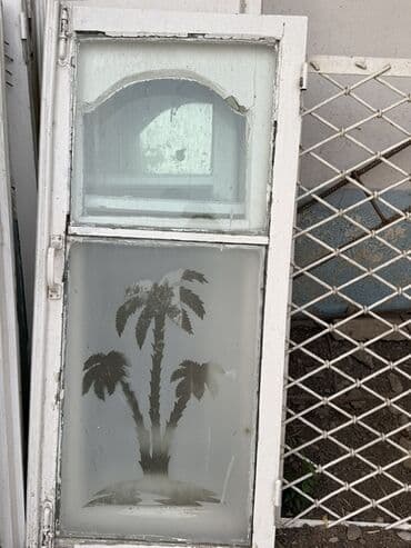 obshivka taxta: Taxta çərçivəli, müxtəlif ölçülü və dizaynlı pəncərə panelləri. Bəzi — 3