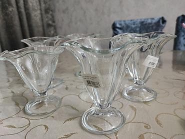 Tort və şiriniyyat qabı, Şüşə