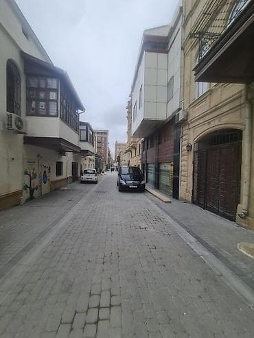 ağdaşda evlər: 3 otaqlı, Səbail r. r-nu — 3
