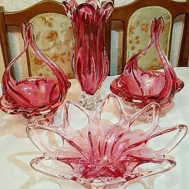 gizemli kutu amazon: 4 eded meduza qab. Guldan 2 eded konfet qabi 1 eded meyve qabi. Hamisi — 1