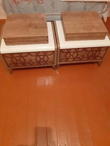 İki ədəd gecə tumbası dəsti - Dizayn: ağ və açıq qəhvəyi rəng