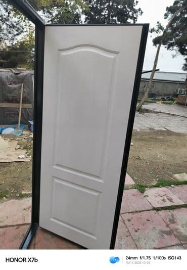 resotka qapilar: Satılır: Dəmir giriş qapısı (içdən MDF panel) Xüsusiyyətlər: - — 3