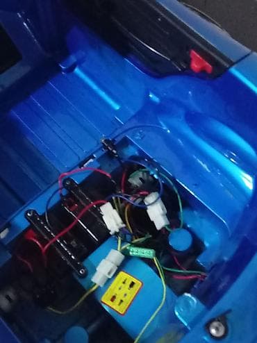 plastik konstruktorlar: Uşaq üçün elektrikli mini maşın – mavi rəng Xüsusiyyətlər: - 1 — 7