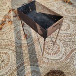 Saclar: Srochno ! Prodayotsya mangal. Razmeri ukazani na foto. Dostavki — 1